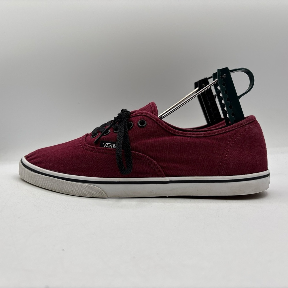 Vans Authentic‎ Burgundy Men 6.5/Women 8 Canvas  721277 Skate Boarding Shoes